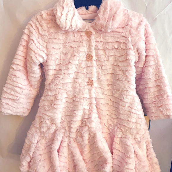 Flouncy Faux Fur Girl's 4 Coat Light Rose Color Little Girl's 4